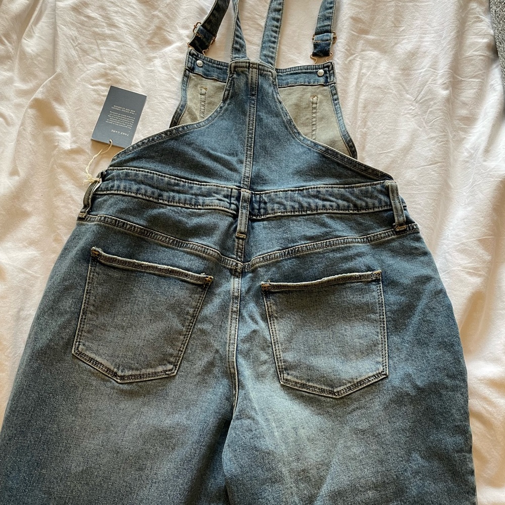 Universal Thread Straight Leg Denim Overalls Size… - image 4
